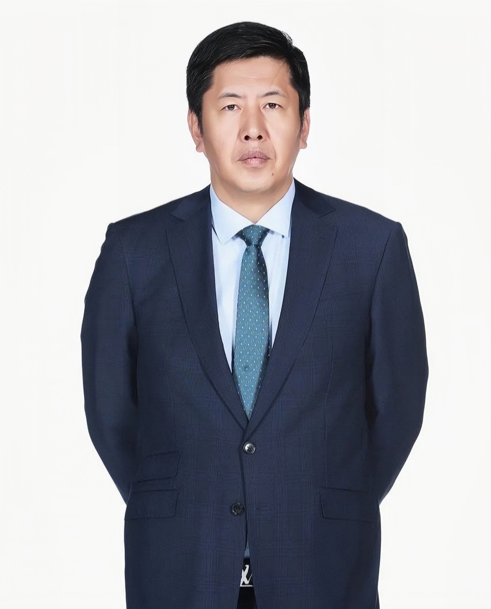 关于闵鹿蕾因个人原因辞职聘请张庆鹏担任主教练的信息