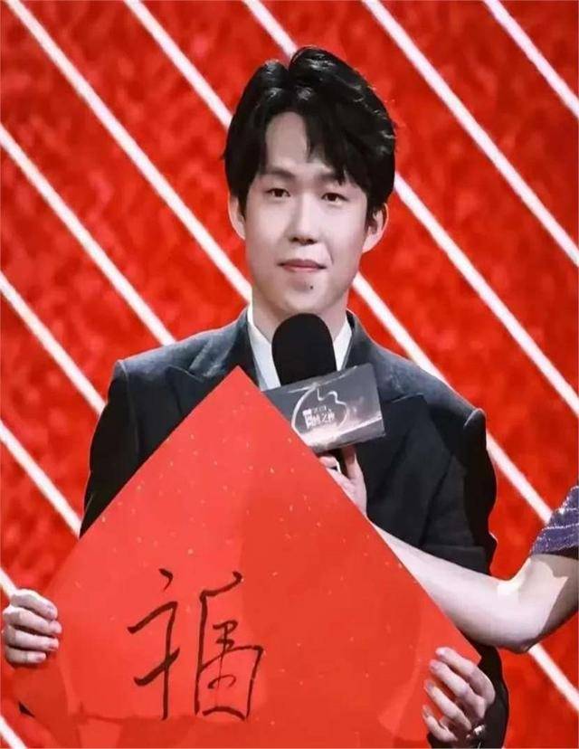 王楚钦交通违规!官方:本人已受罚网友:举报者居心叵测