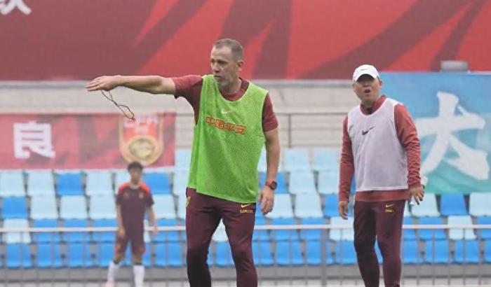 目标3-0！国足拒练兵，拿亚洲第三出气，首发11人浮现，CCTV5直播的简单介绍